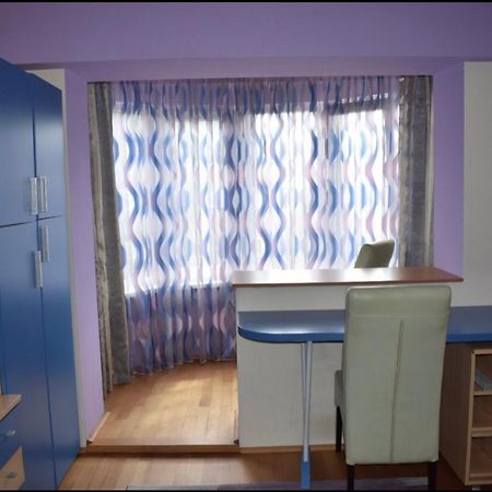 Central Apartment 4 Rooms Braşov Esterno foto